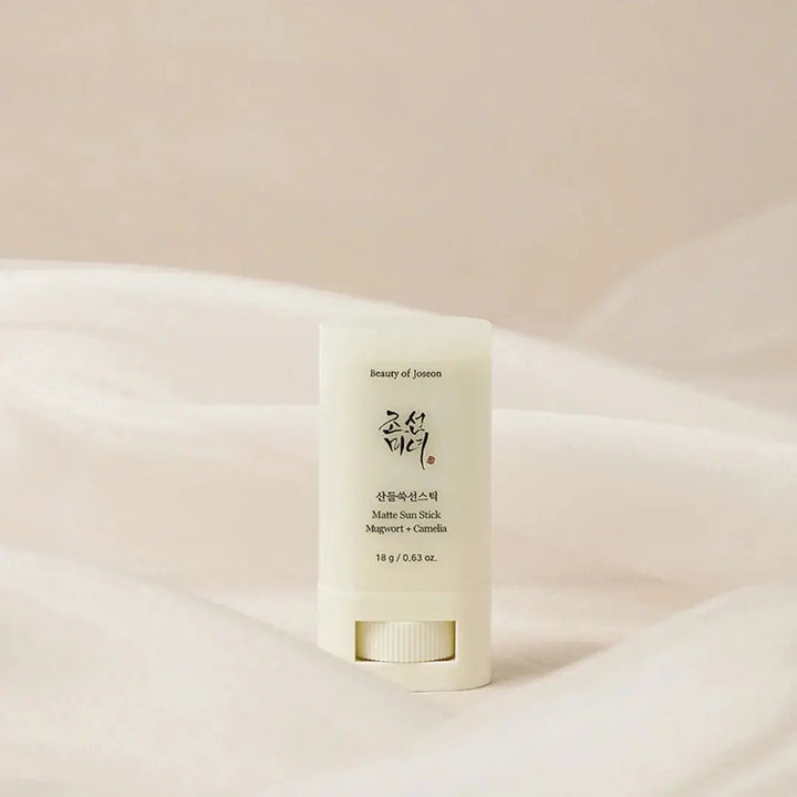 [Beauty of Joseon] Matte Sun Stick : Mugwort+Camelia (SPF 50+ PA++++) Beauty of Joseon - Luxeery