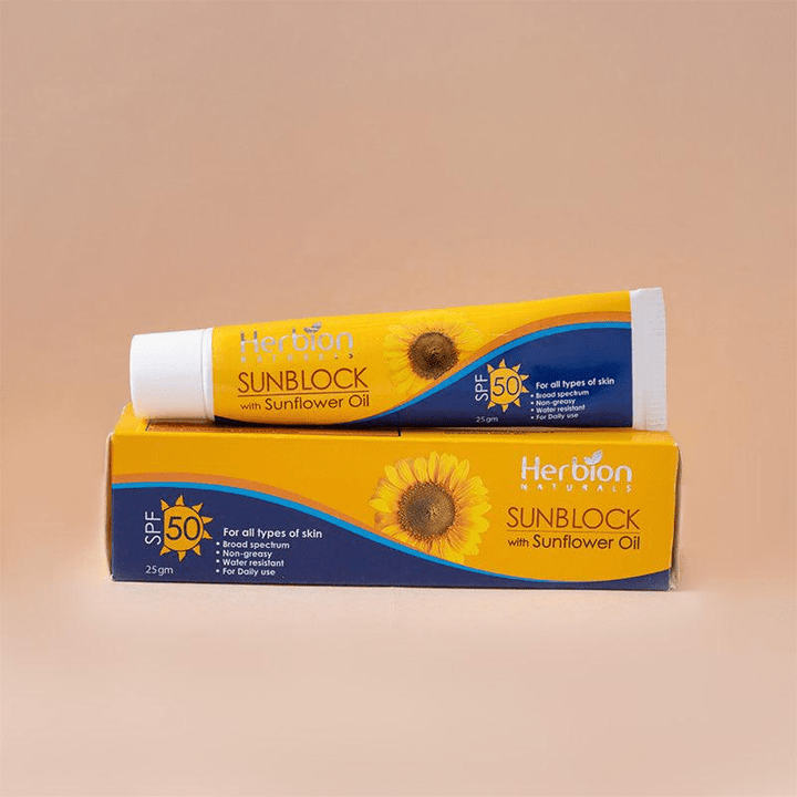 Herbion Naturals Sun Block With Sun Flower Oil 25Gm Herbion - Luxeery