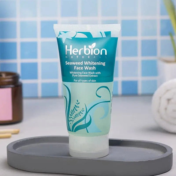 Herbion Seaweed Whitening Face wash Herbion - Luxeery